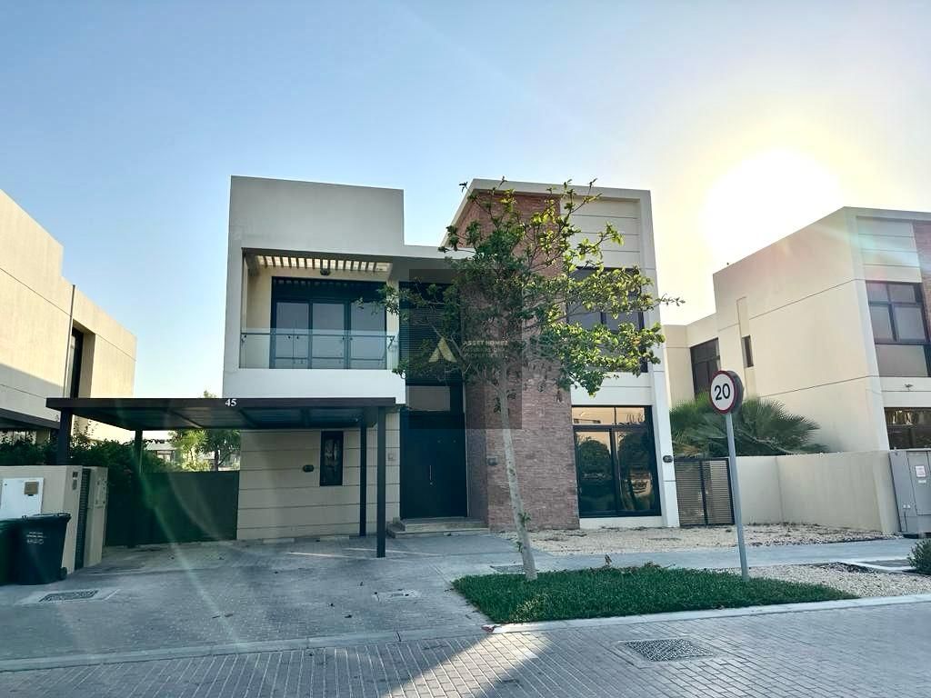 Vacant | Well Maintained | 5 BR + Maid | Spacious