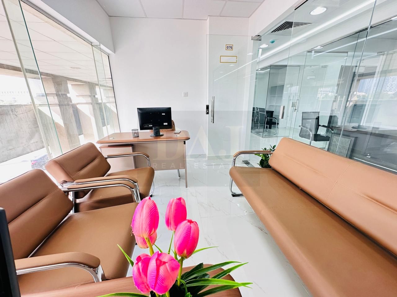 Beautiful Office | Free Utilities | Bank Account Assistance |