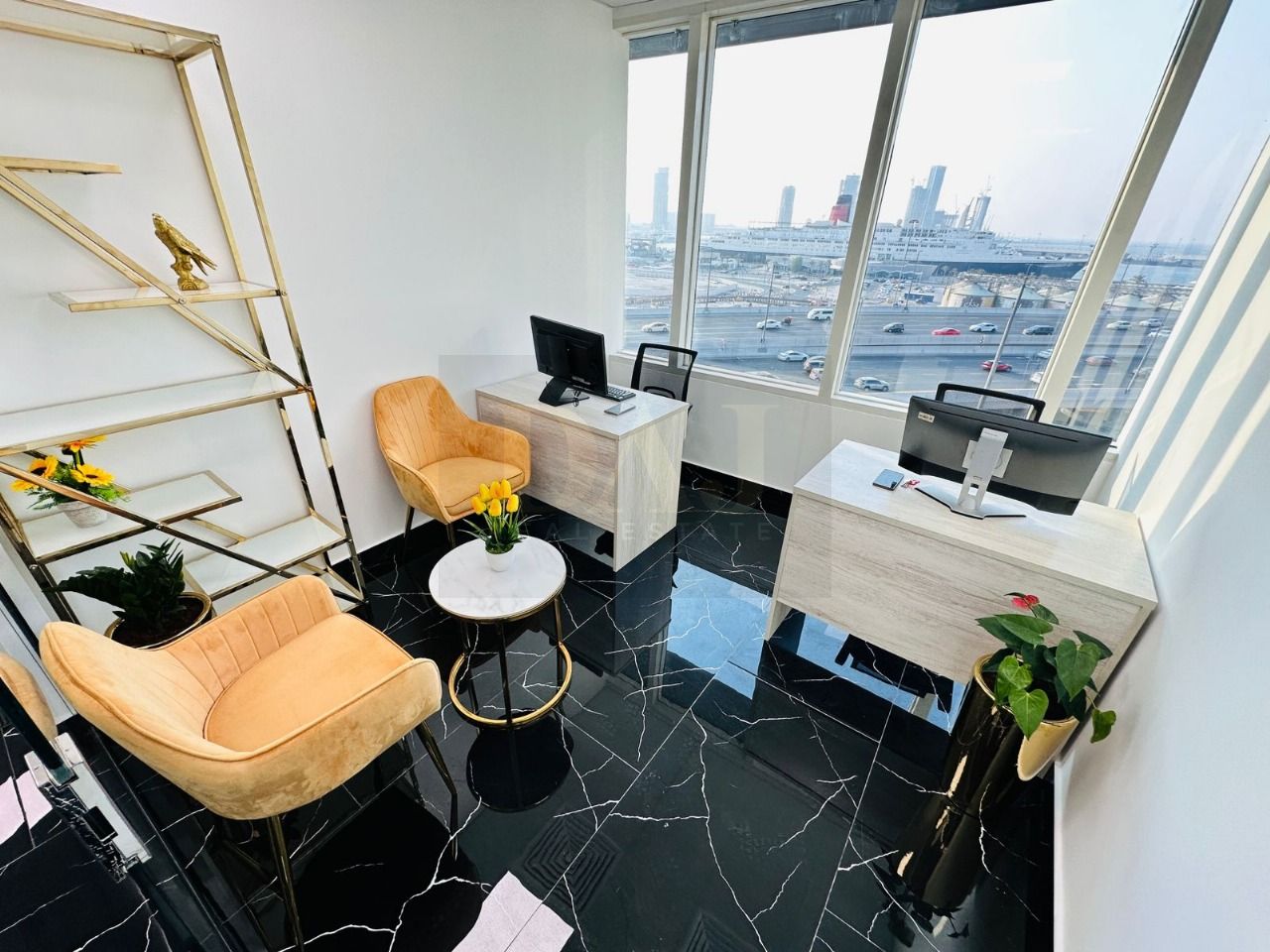 Brand new office | Bank account assistance | Free Utilities |