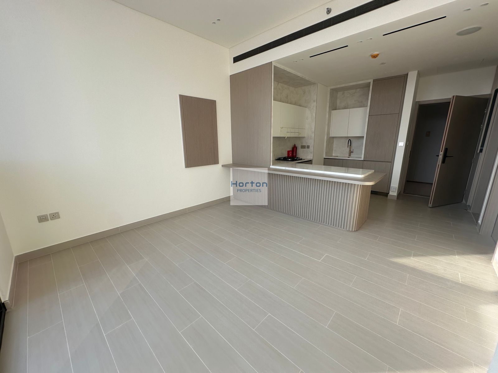 PRIVATE POOL I BRAND NEW I PREMIUM FINISHES