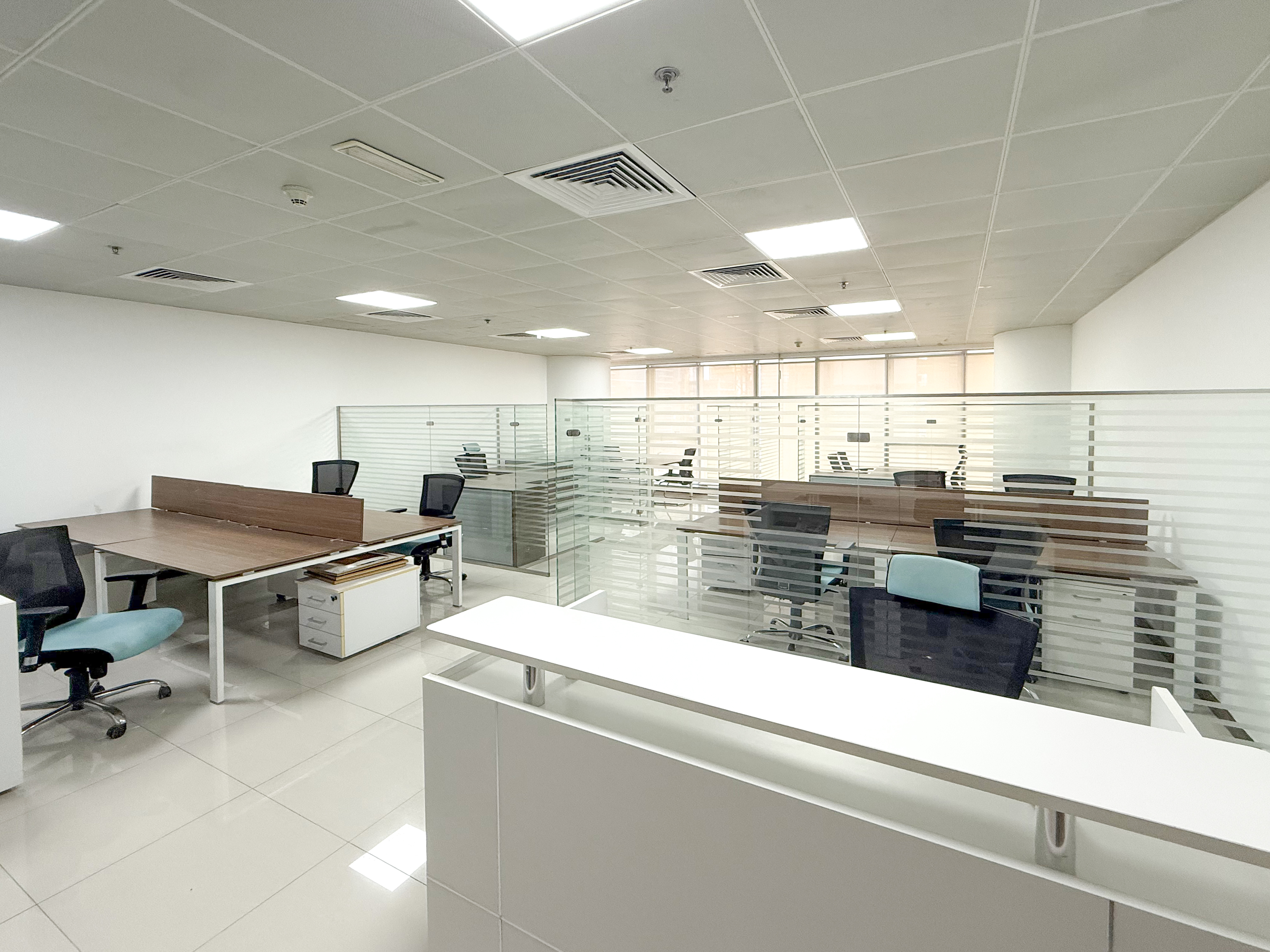 VASTU UNIT | NEAR TO METRO STATION | 1 PARKING