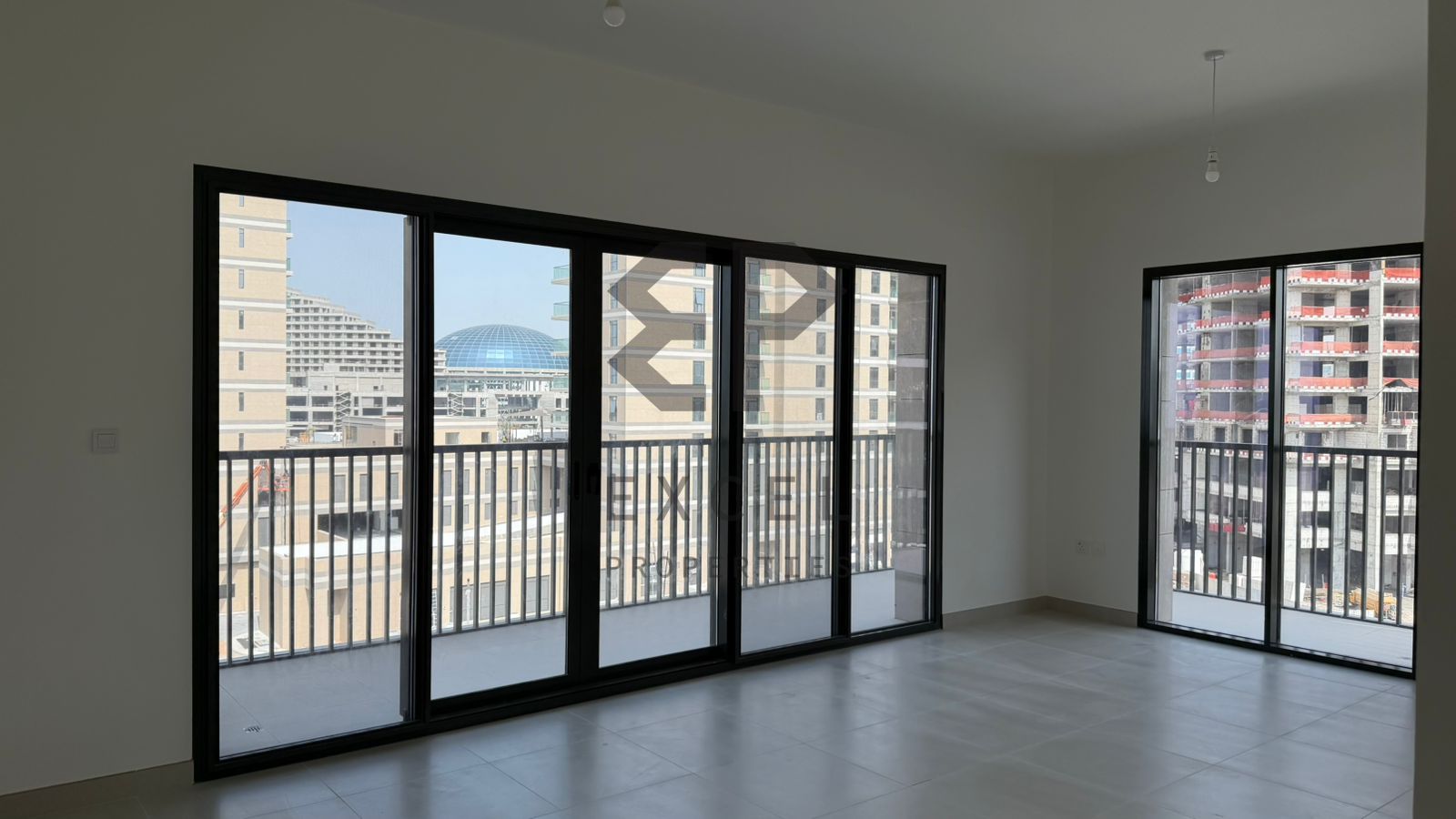 Luxury 3 Bedroom + Maid Room | Waterfront View |