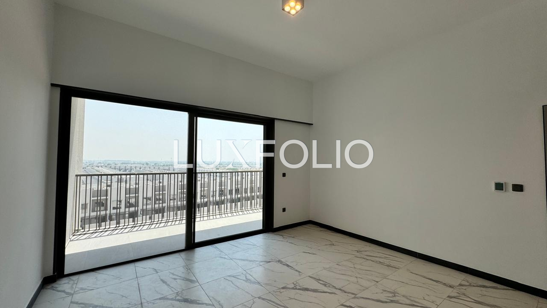 Spacious One Bedroom | Unfurnished | Chiller Free