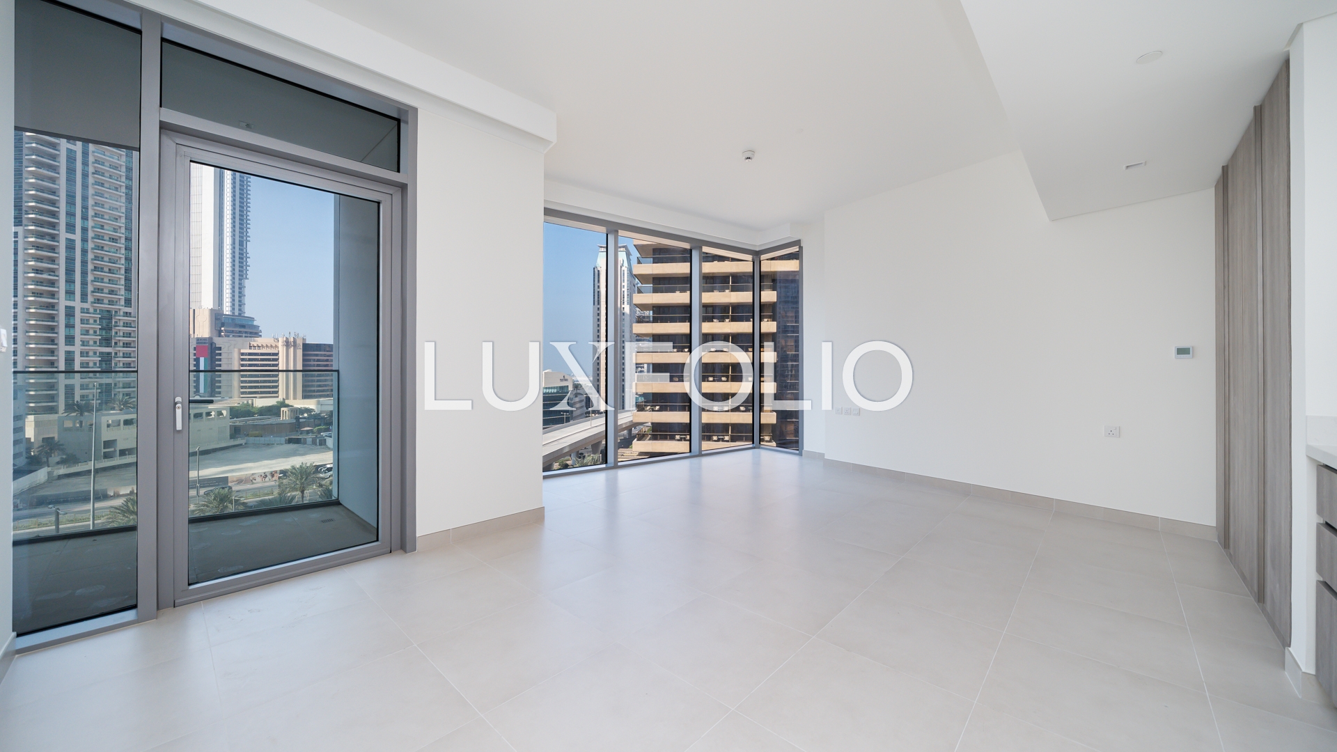 Spacious Unit | City View | Available Now