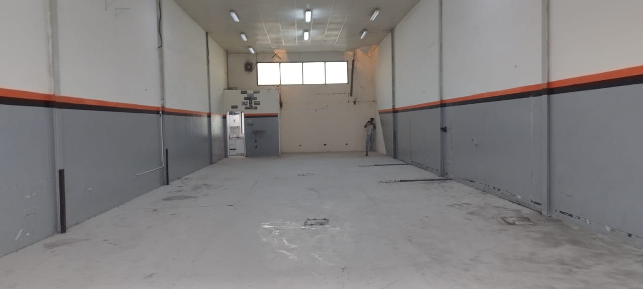 Warehouse 2500 Sq ft in Industrial area no. 2