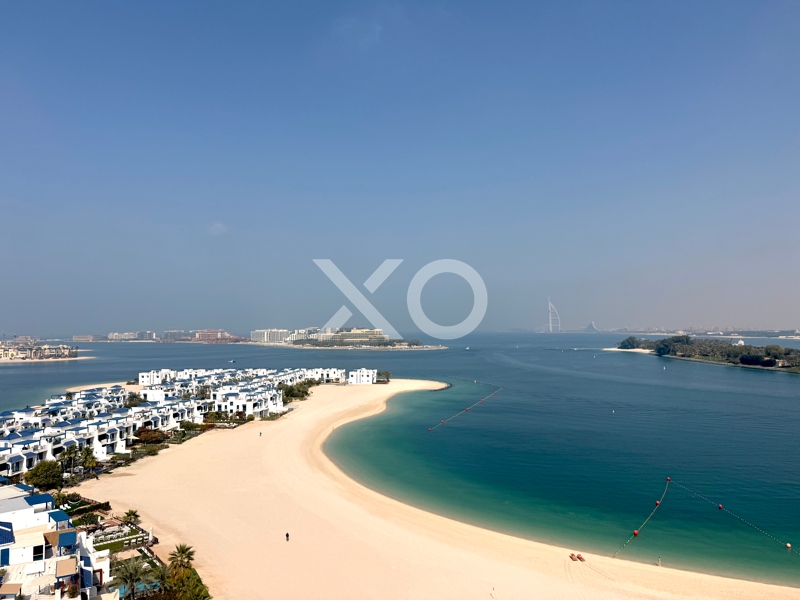 Penthouse Level | Upgraded | Sea View