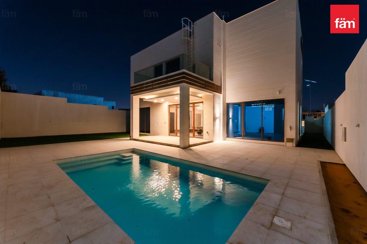 Prime Location Villa | ParkBacked & With Pool