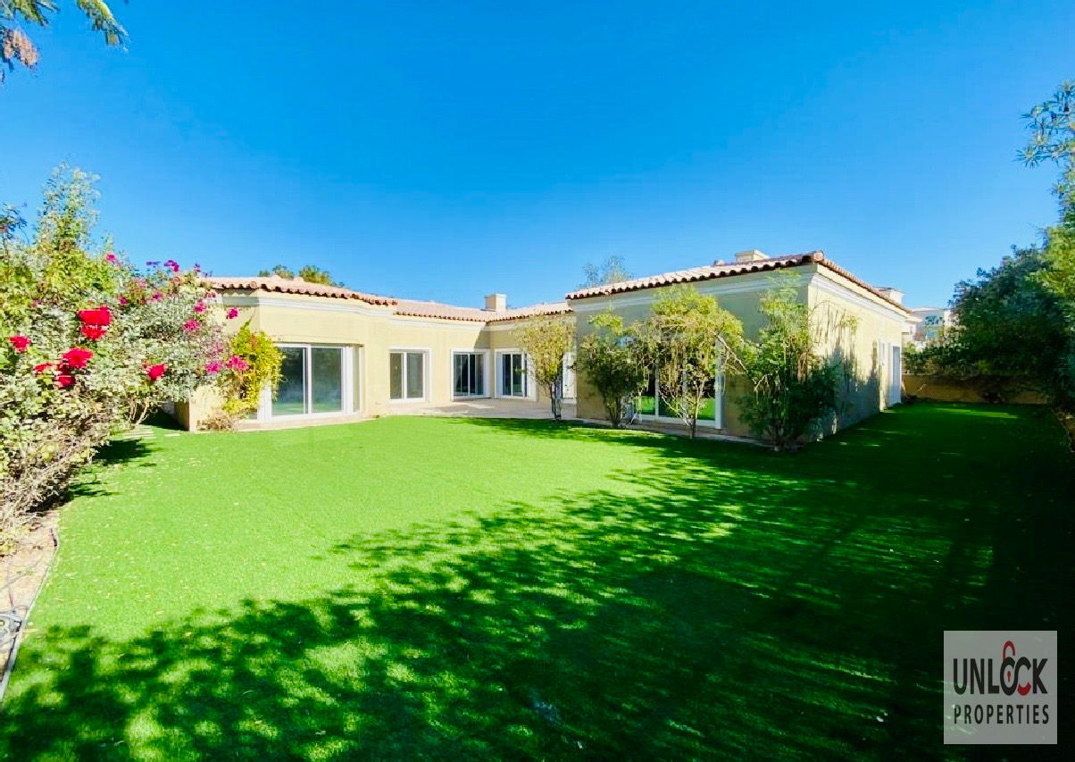 Luxury 4BR Villa | Big Plot | Exclusive
