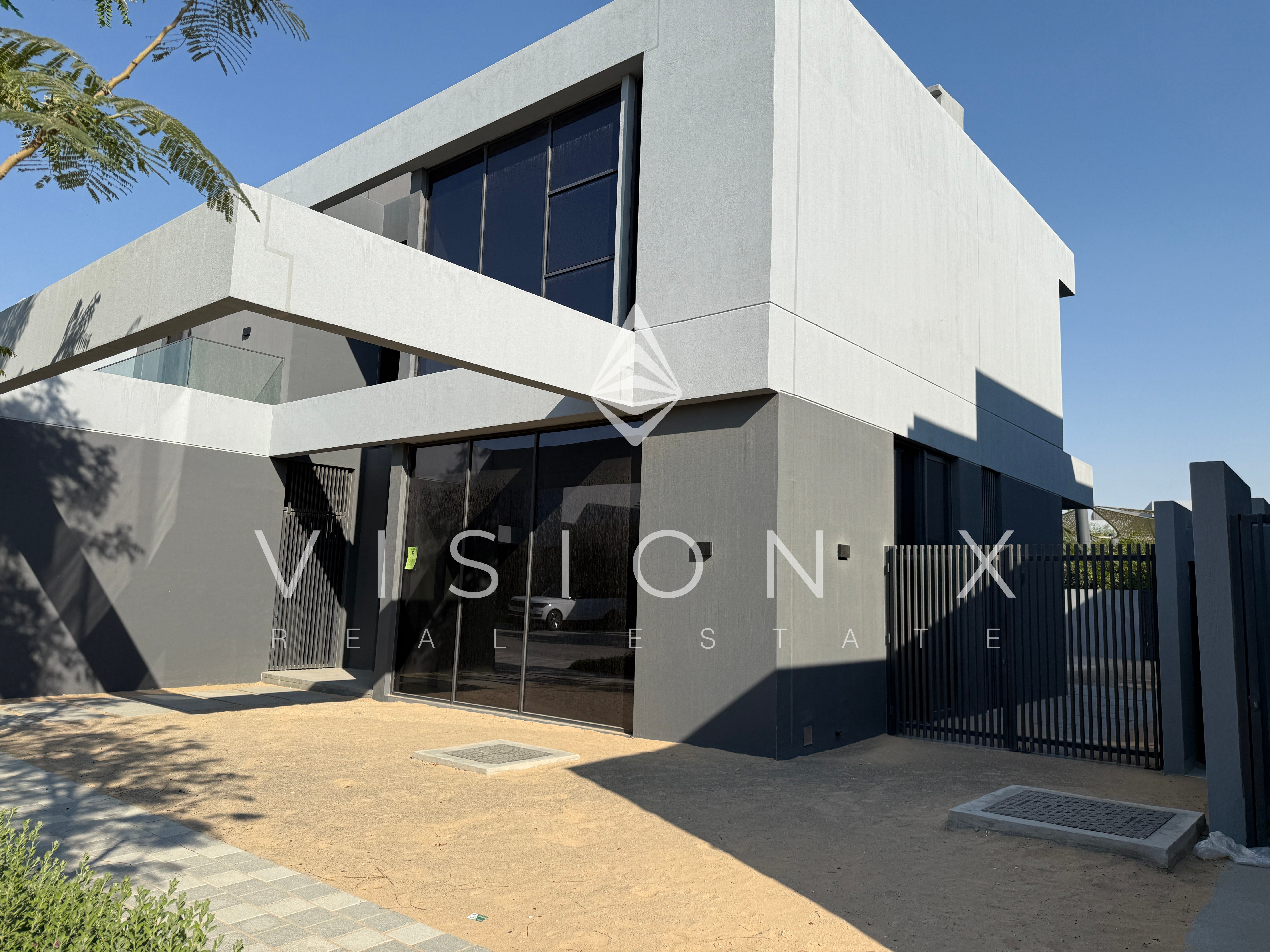 Bright Interiors | Private Garden | Prime Location