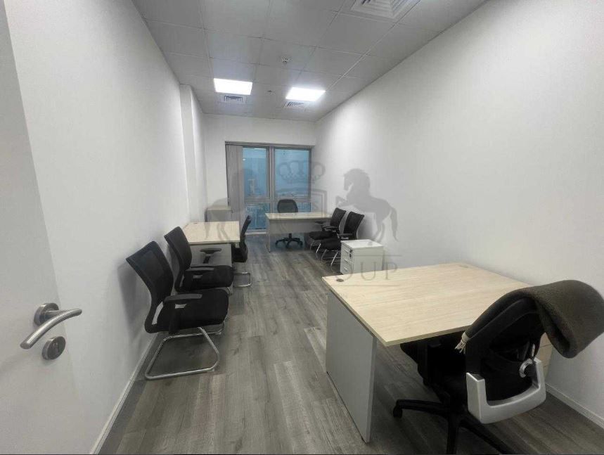 Spacious Office | Ready to Move-in