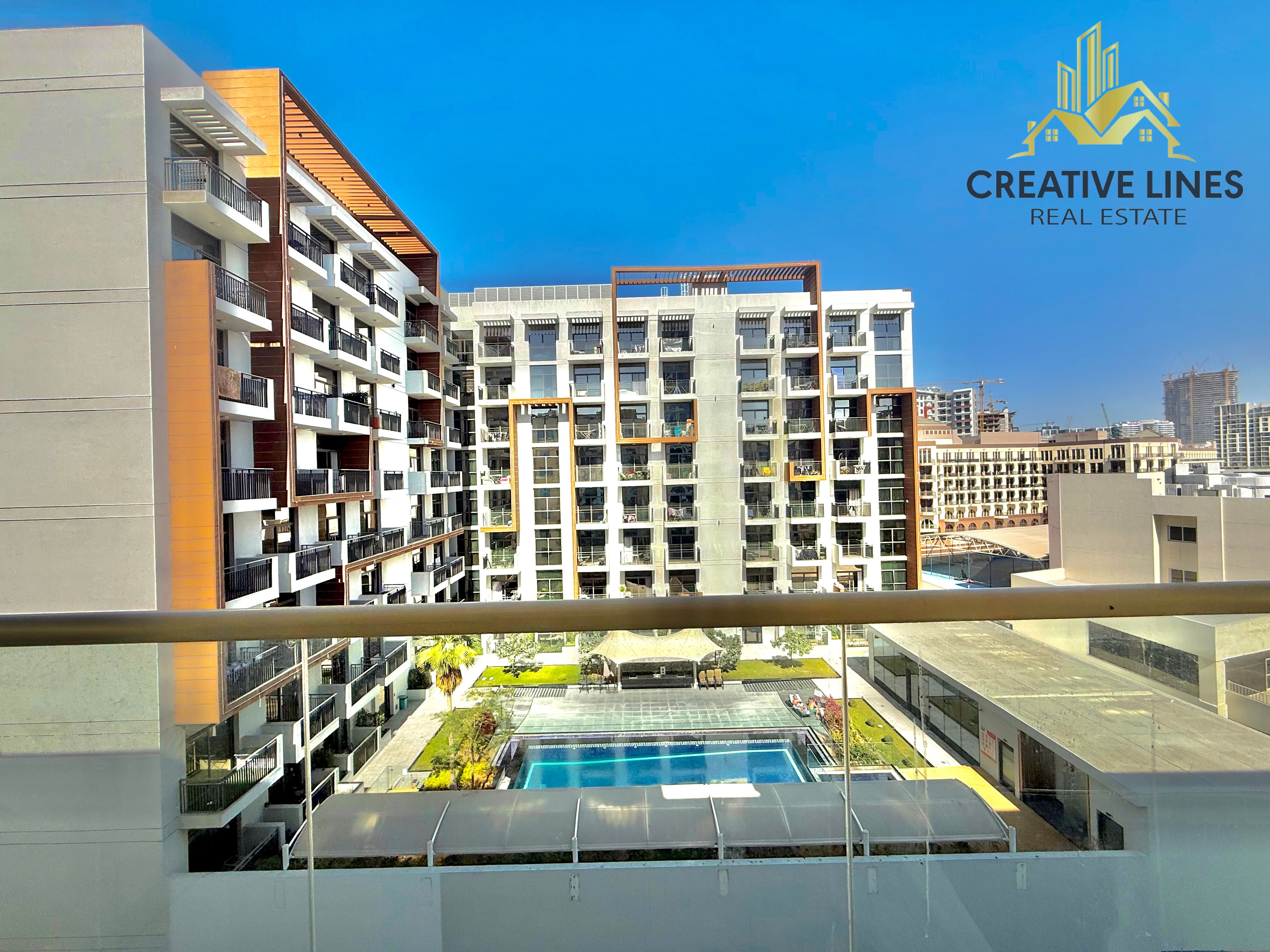 2bedroom-en suite apartments// Open view // Gym ,Pool , Parking//
