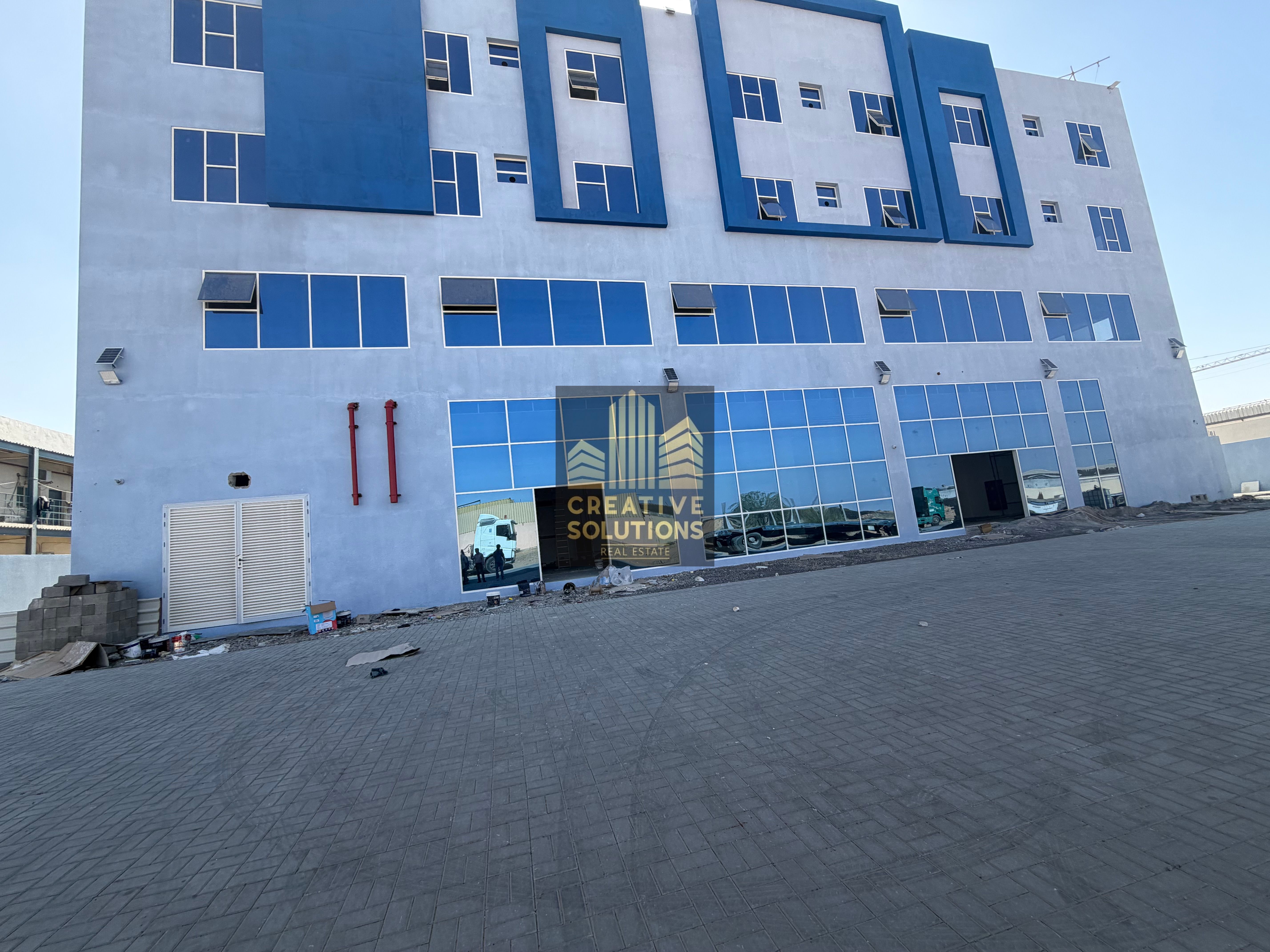 “Prime Main Road Warehouse | 2,800 Sq. Ft | Multiple Activities Allowed”