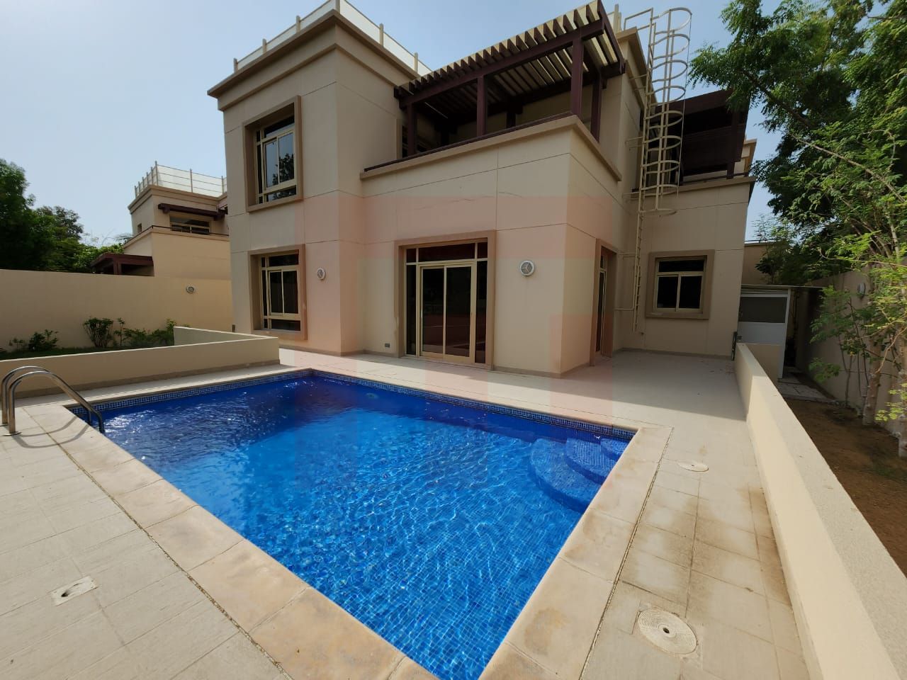 Corner Villa | Ready to Move | Private Pool