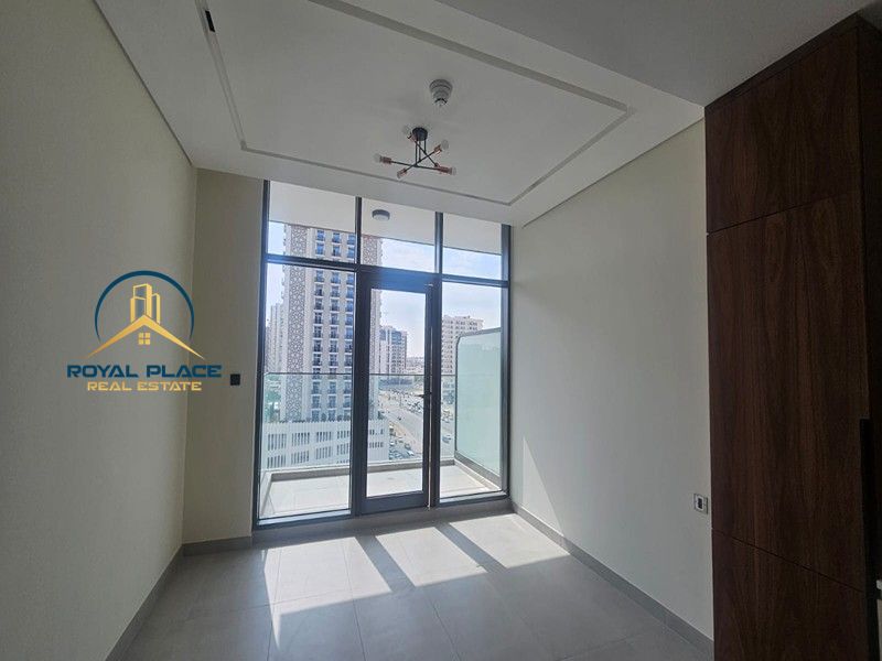 Ready to Move | Prime Location | Step from Metro
