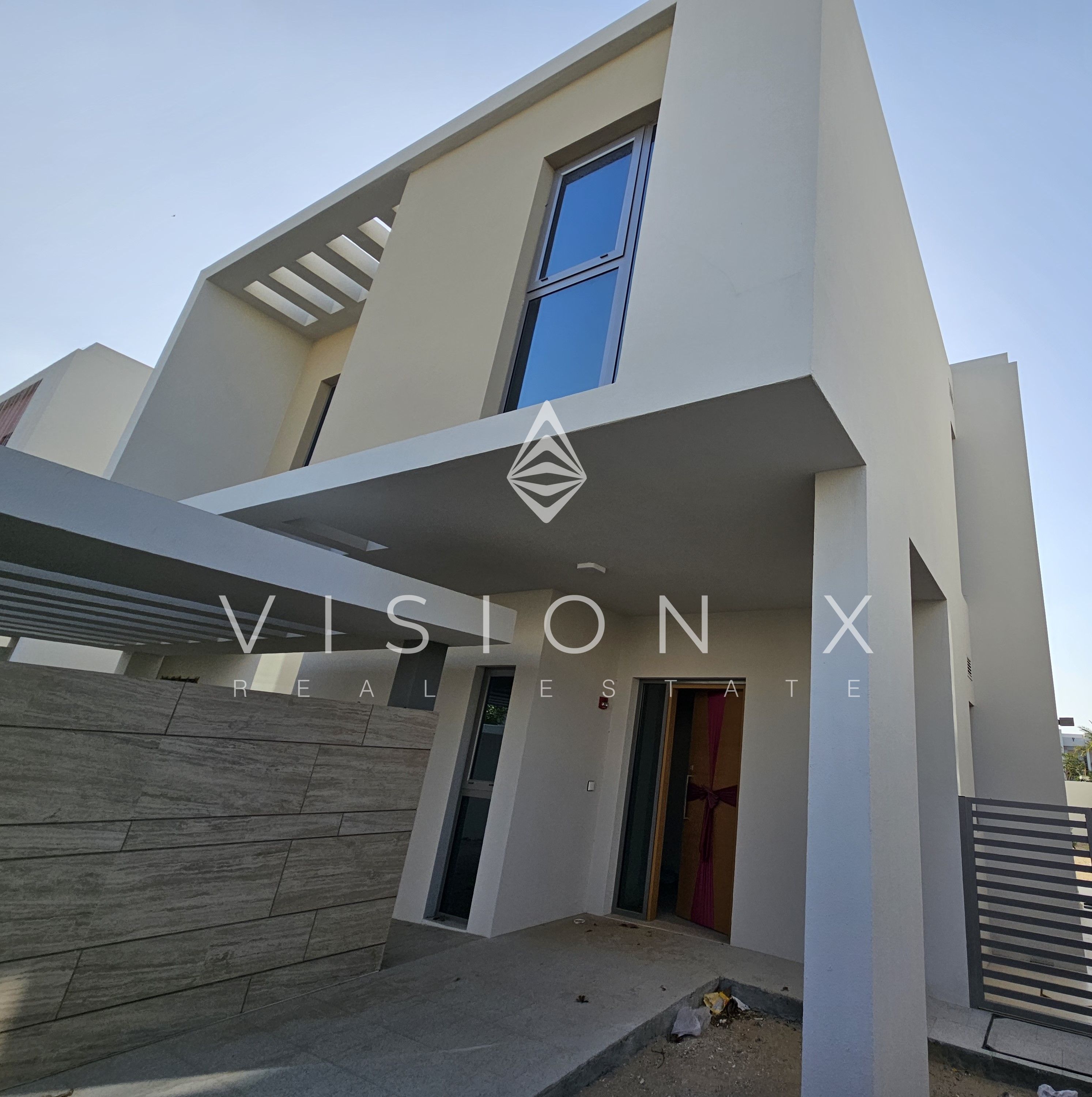 Contemporary | Quiet Spot | Ready Move