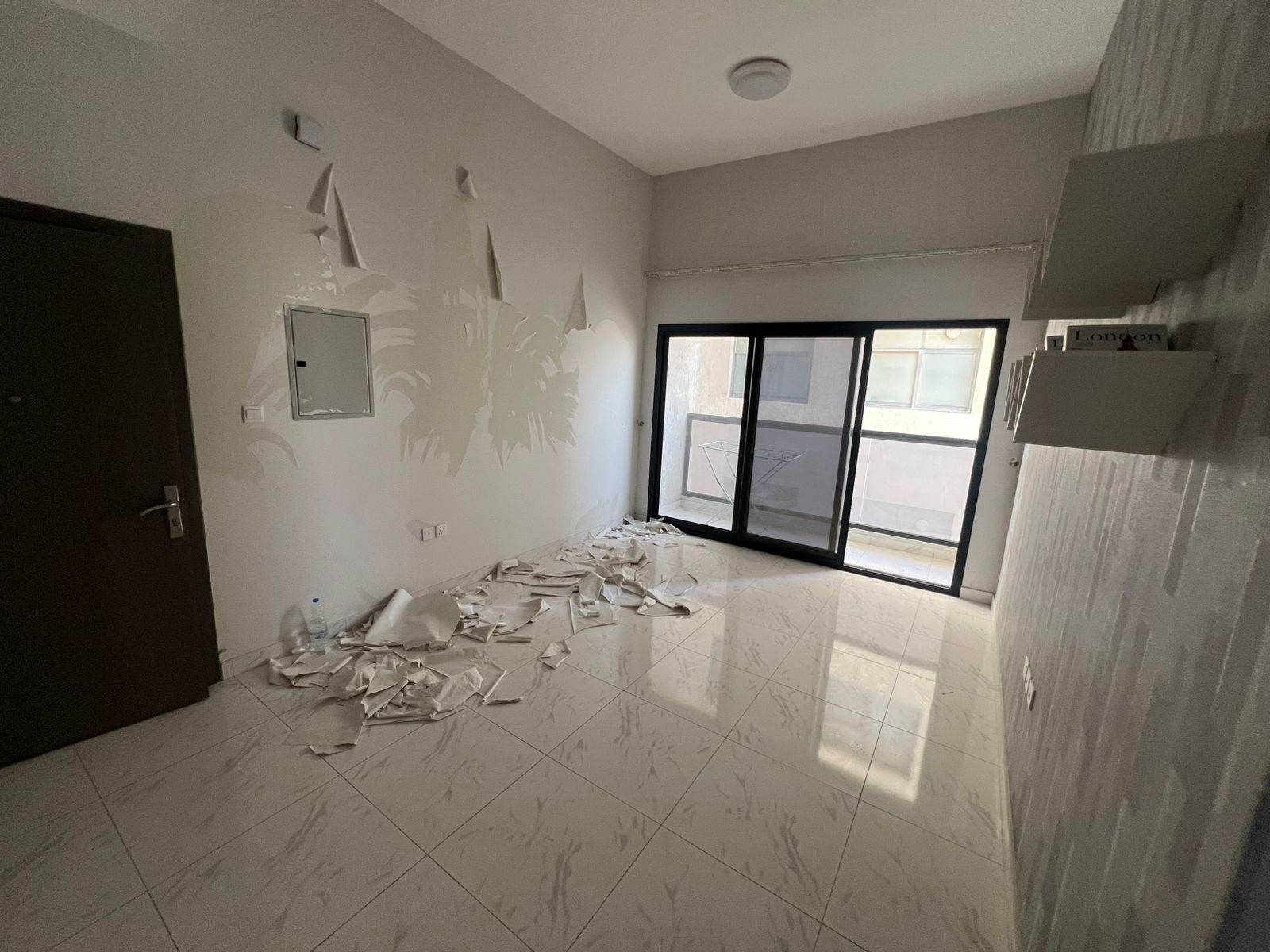 One-bedroom apartment for annual rent – Al Jurf 3, Ajman