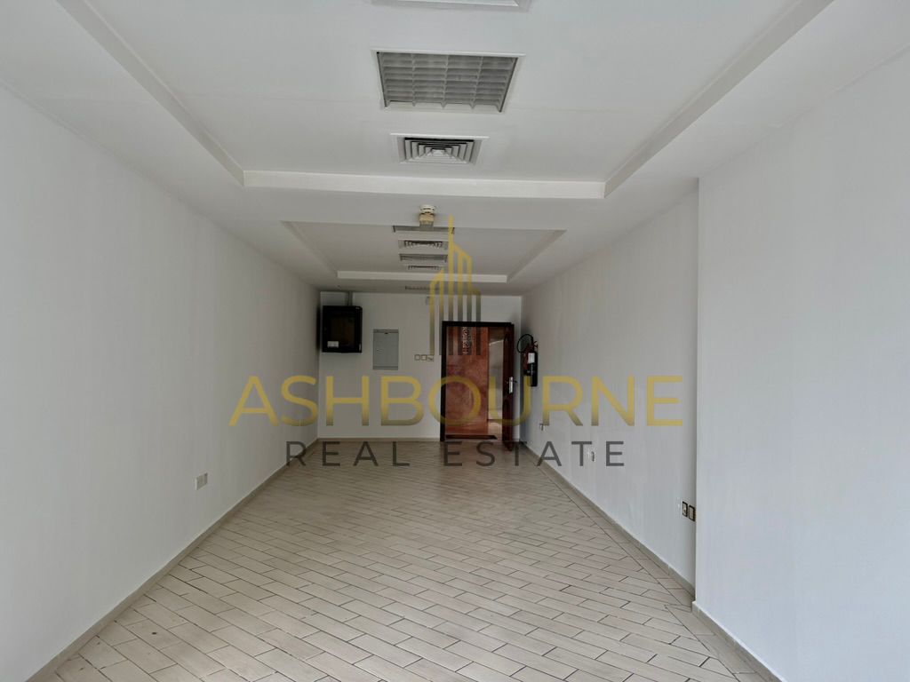 OPEN LAYOUT | PANORAMIC VIEW | NATURAL LIGHT