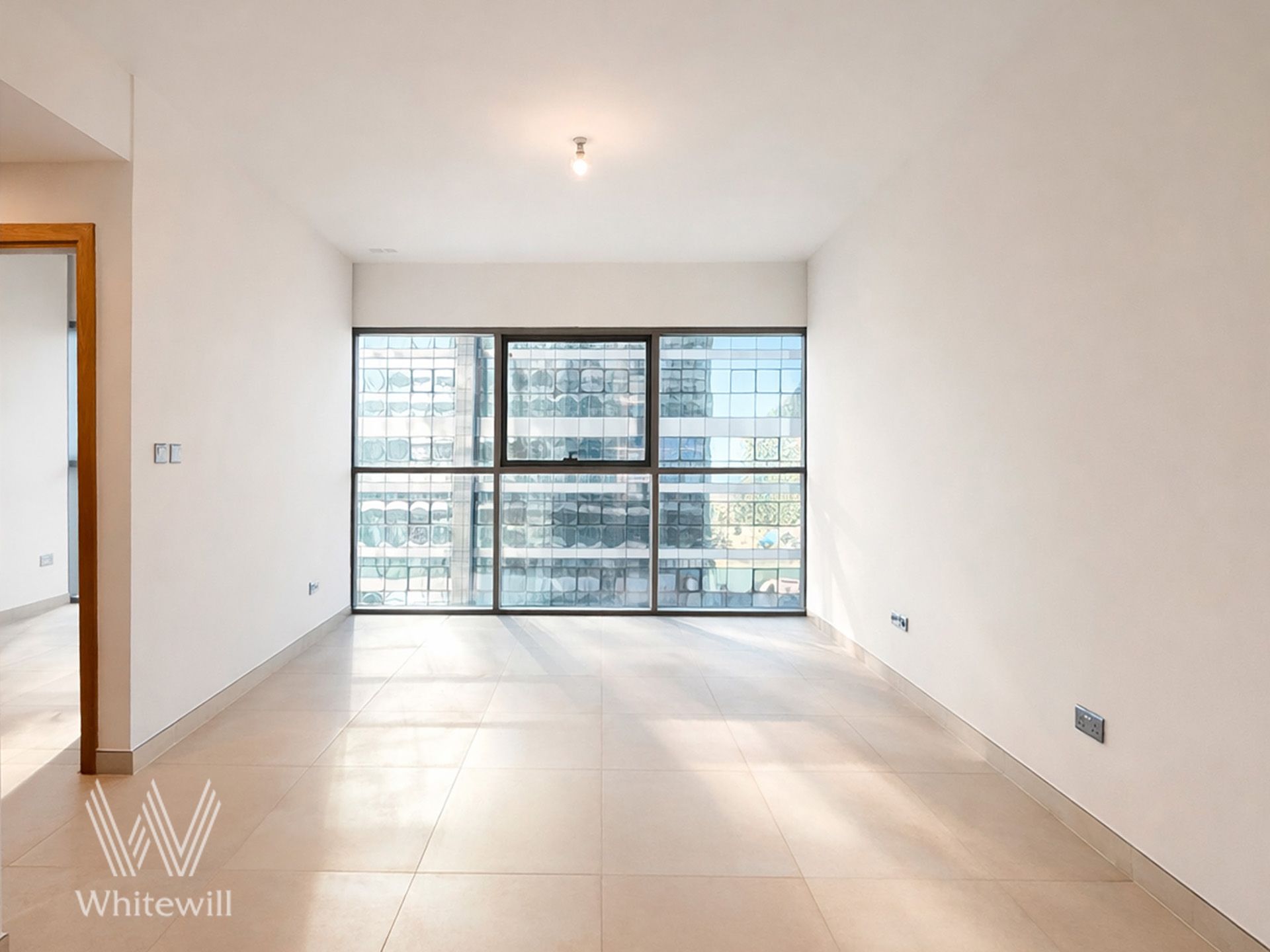 Partial Canal View| High Floor| 2BR+Storage| Vacant
