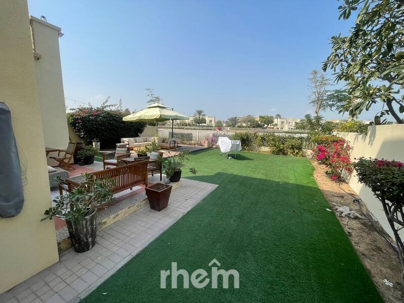 Private Garden | Type 1E | Lake View