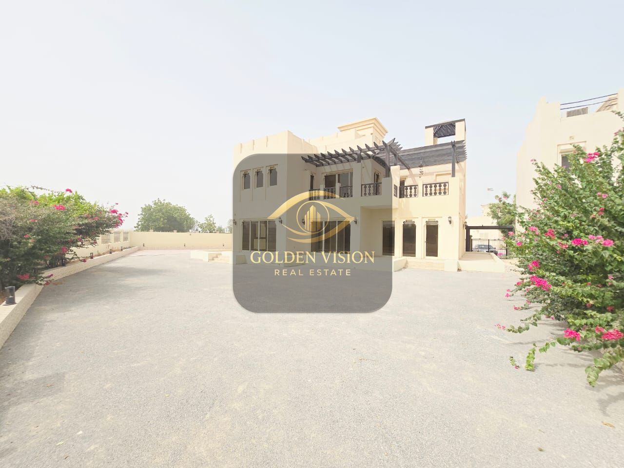 Large Plot - Spacious 4BR + Maid - Vacant - Freehold