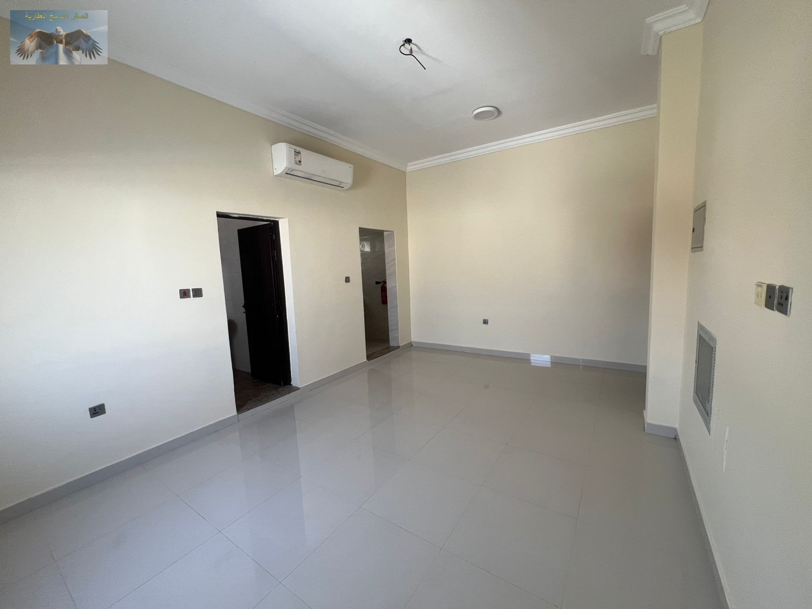 Split AC | Separate Kitchen | Large Space | Free Maintenance