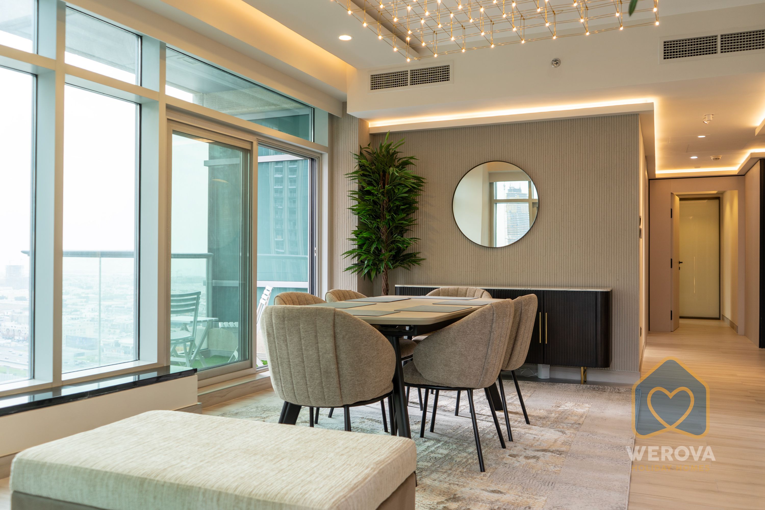 WEROVA - Luxury 2-Bedroom Apartment with Breathtaking Burj Khalifa View
