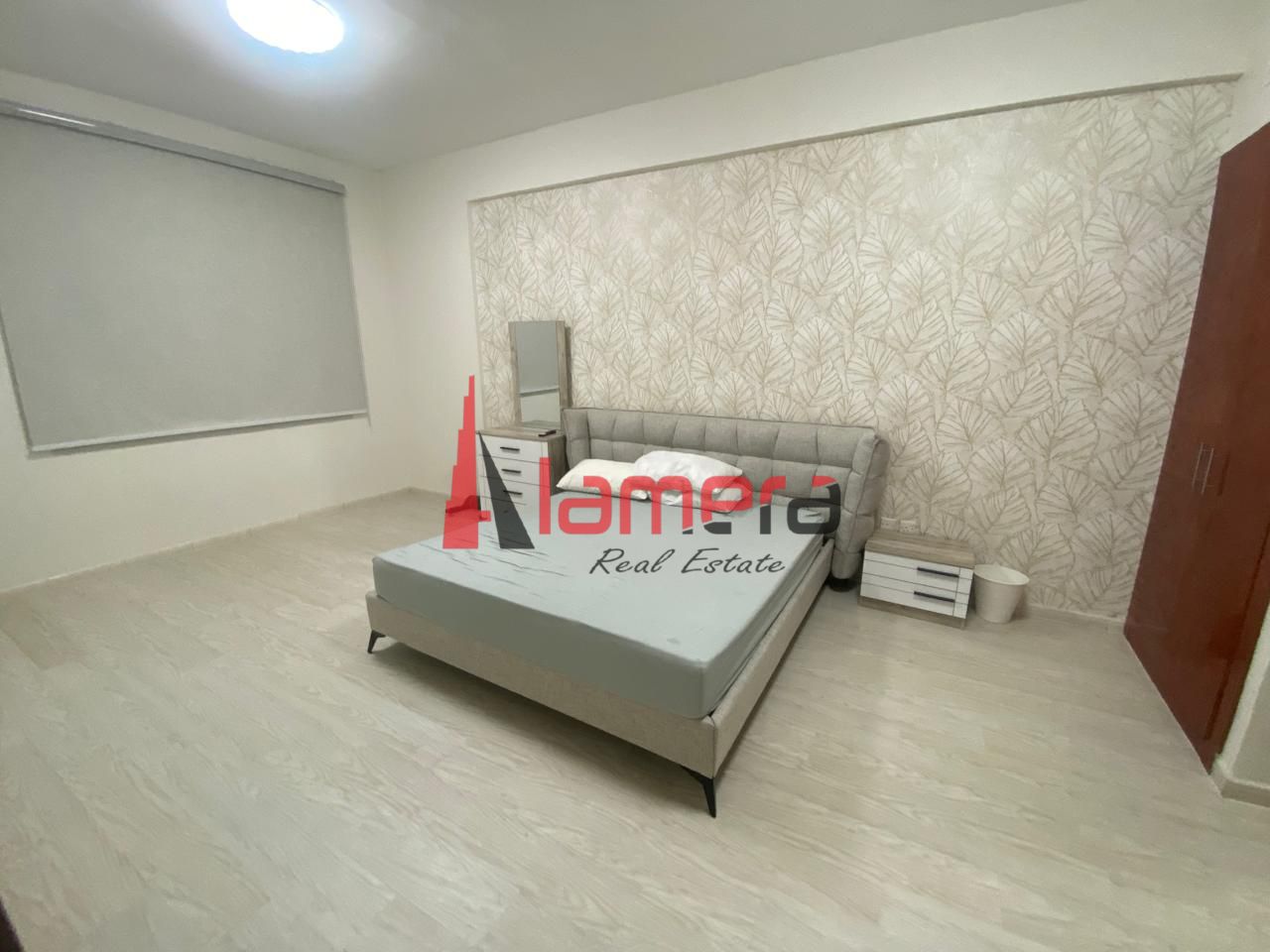 BHK Fully Furnished Full Facility Building Open View Large Garden view