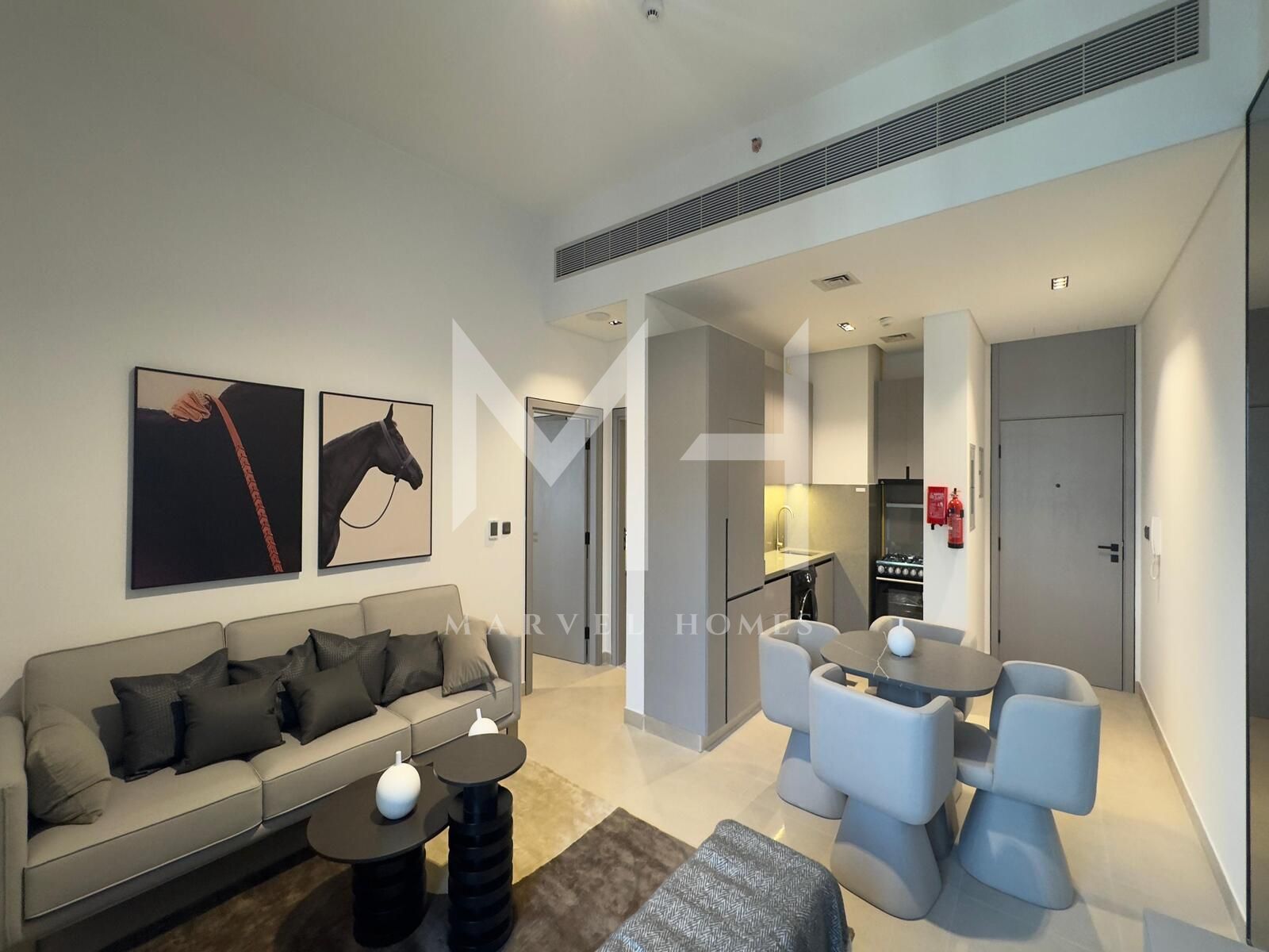 Up to 4 Cheques | High Floor | Townhouse View