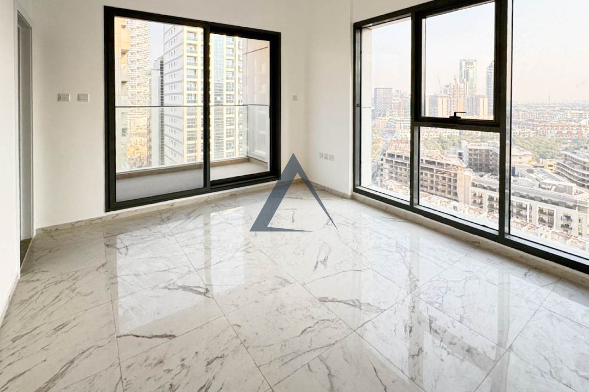 Spacious 1 BR | Ready To Move | Near To Exit