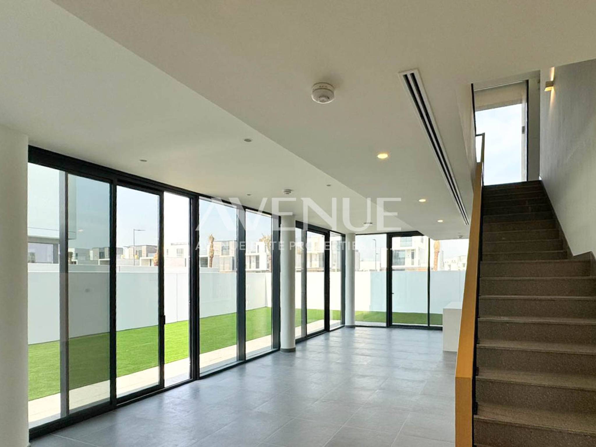 Corner Unit | Community Expert | Near Pool Area