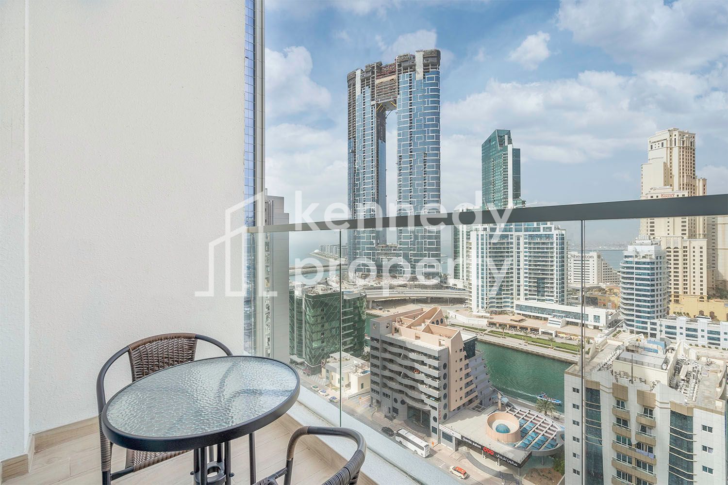 Marina View | Great Location | Elegant Apartment