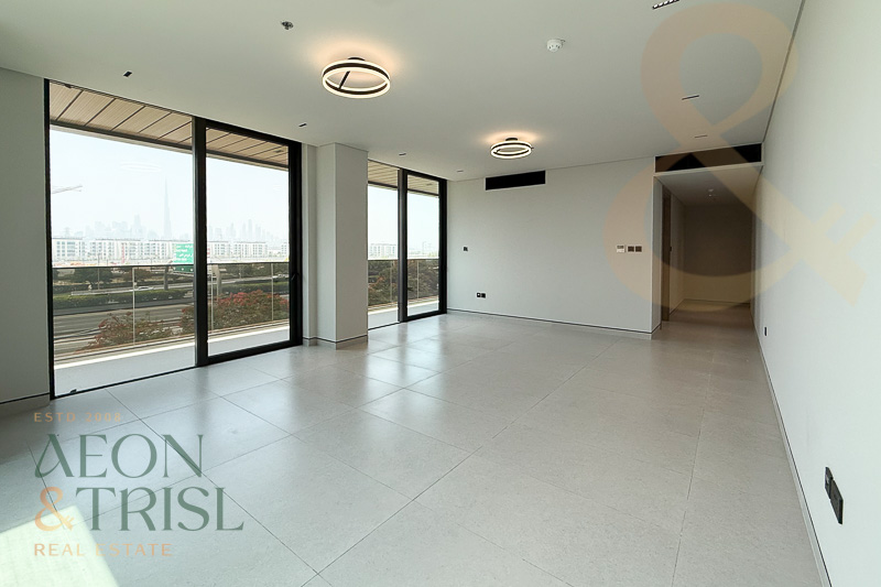 Burj Khalifa View | Branded | Largest La...