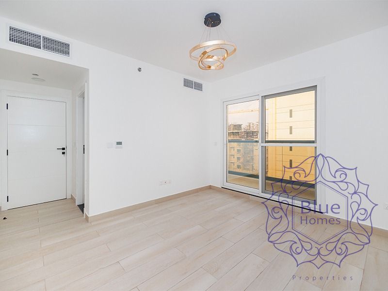 Spacious 2BHK with Balcony | 3 Bathrooms | Premium Layout | Bright & Air