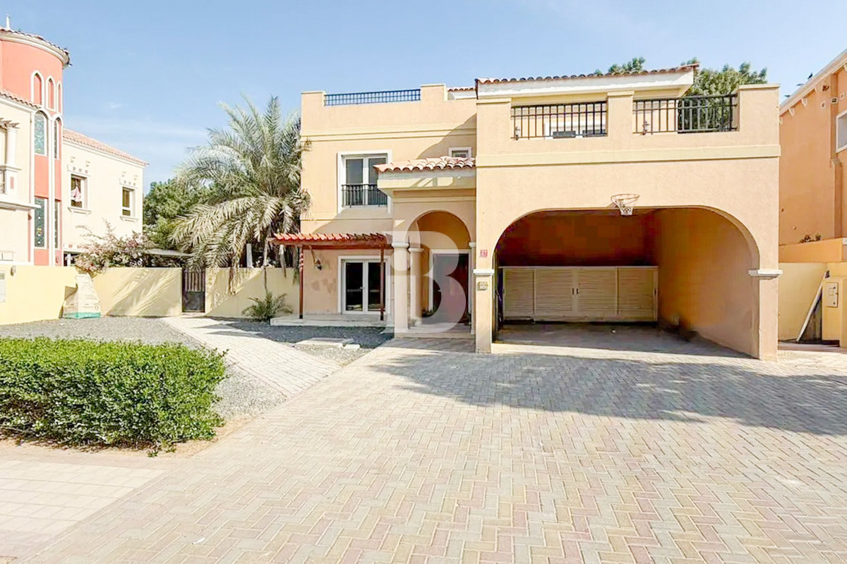 Spacious 5 Bedroom | Pool | Inquire Now
