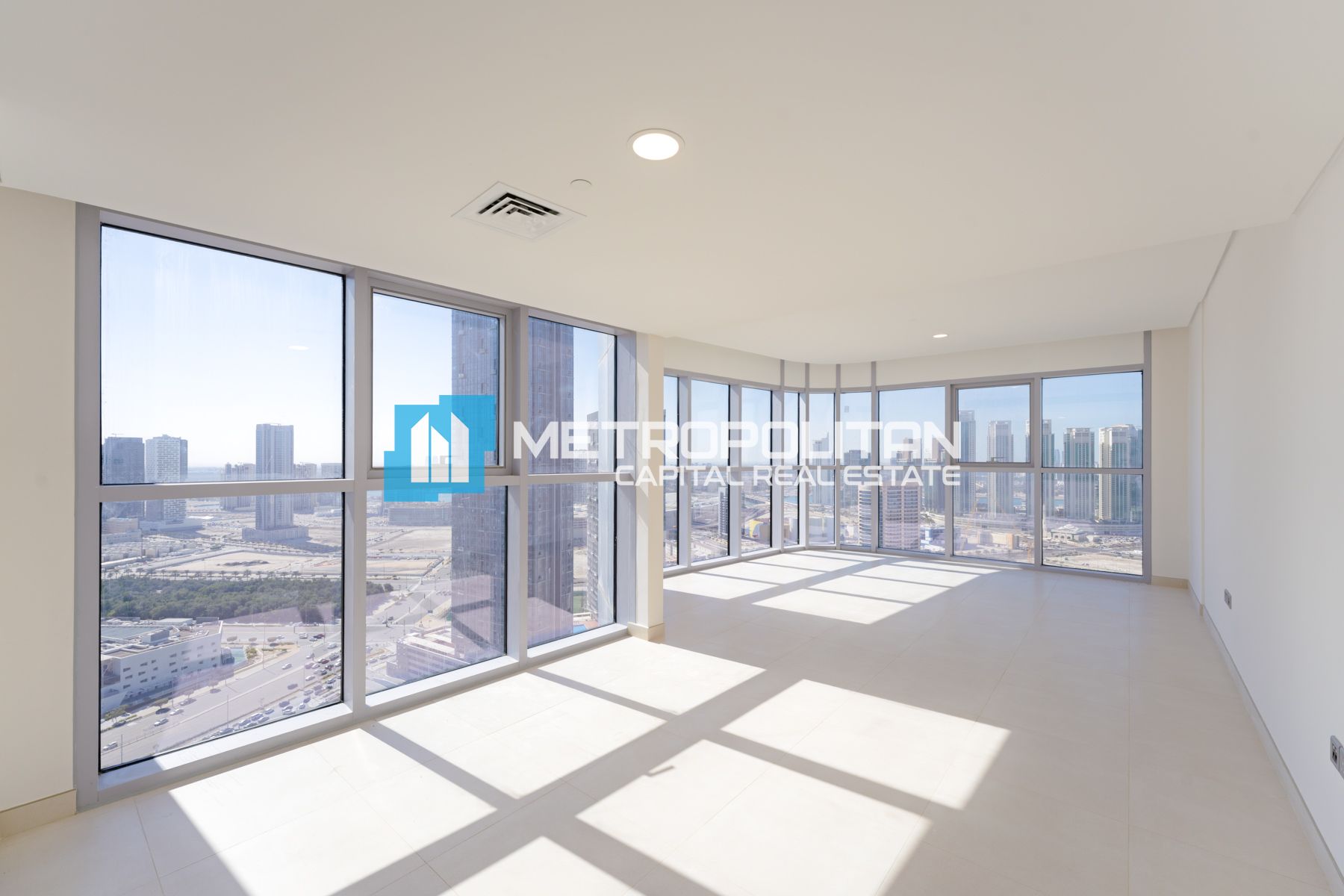 Skyline View | High Floor | Corner 2BR+M | Vacant