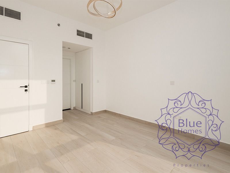 Stylish 1BHK with 2 Baths | Smart Layout | Excellent Connectivity