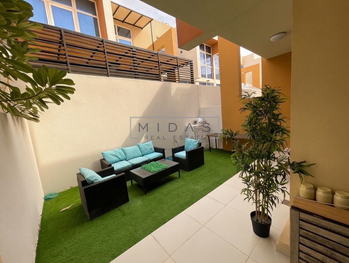 3BR Townhouse | Fully Furnished | Cozy Garden