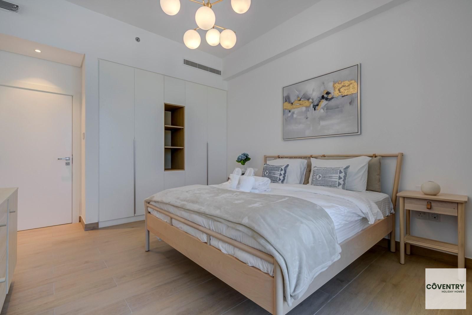 AVAILABLE NOW | ALL INCLUDED | ZERO COMMISSION Sea-View 1-Bedroom Living in La Mer