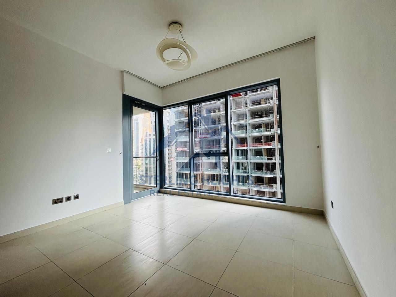 SPACIOUS 1BEDROOM | CLOSED KITCHEN| PRIME LOCATION
