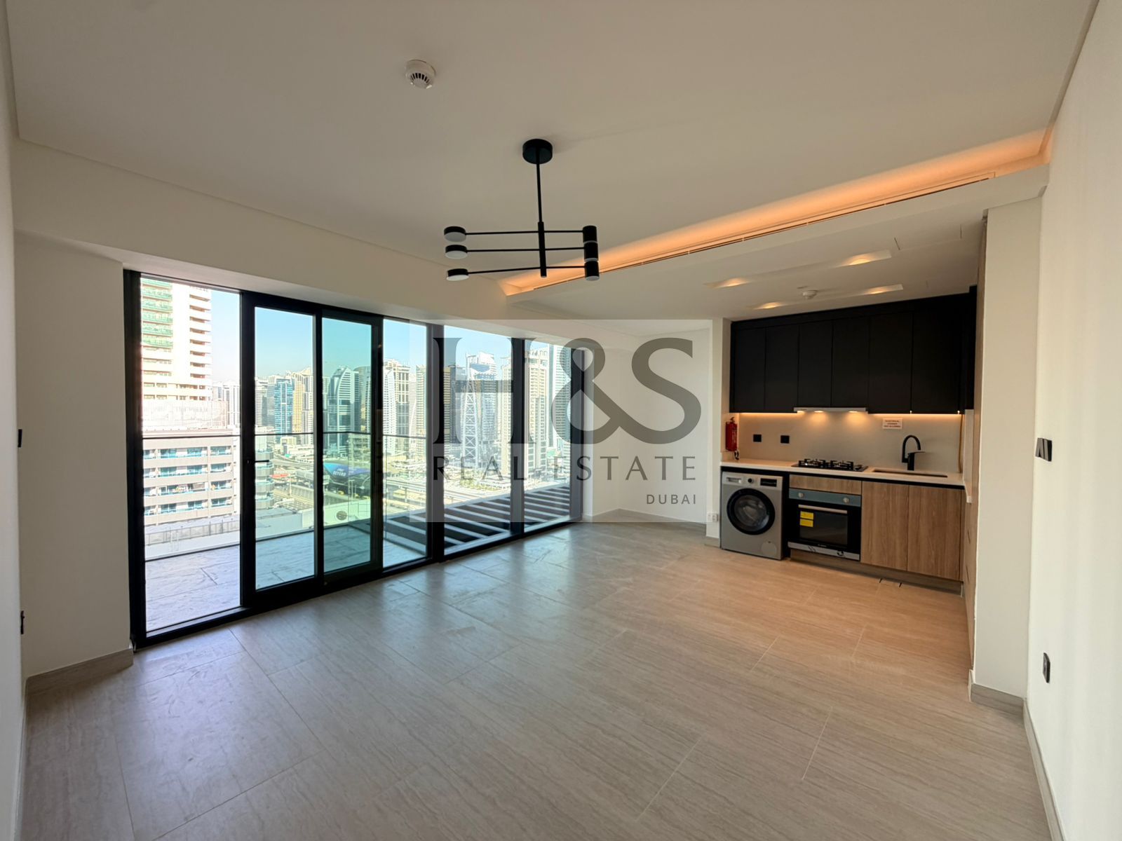 MARINA LIVING 1BR | STUNNING VIEW |BRAND NEW