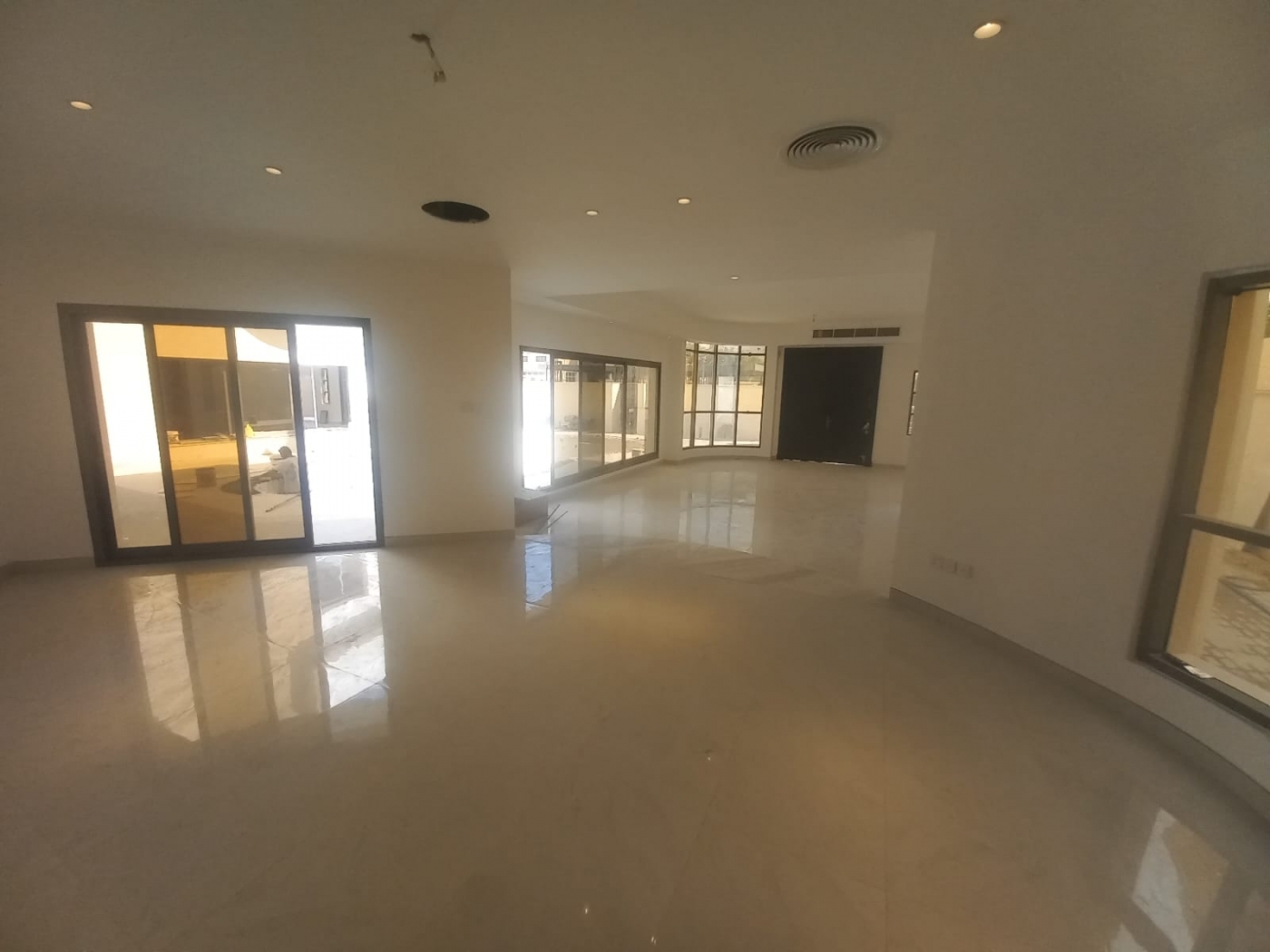 3 MASTER BR VILLA | MAJLIS | COVERED PARKING