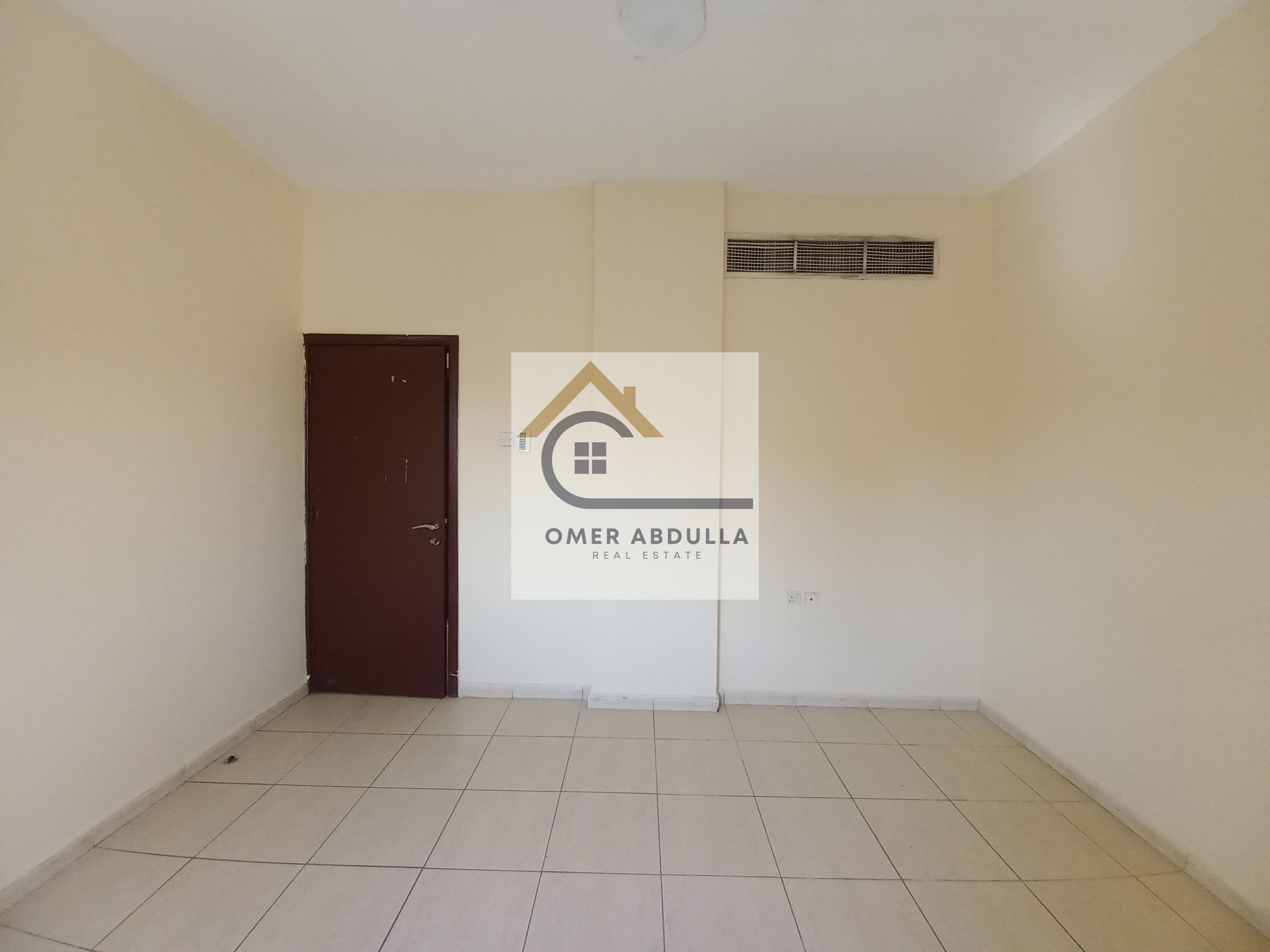 Hot offer 1Bhk Apartment only 32k with Balcony in Muwalieh Area
