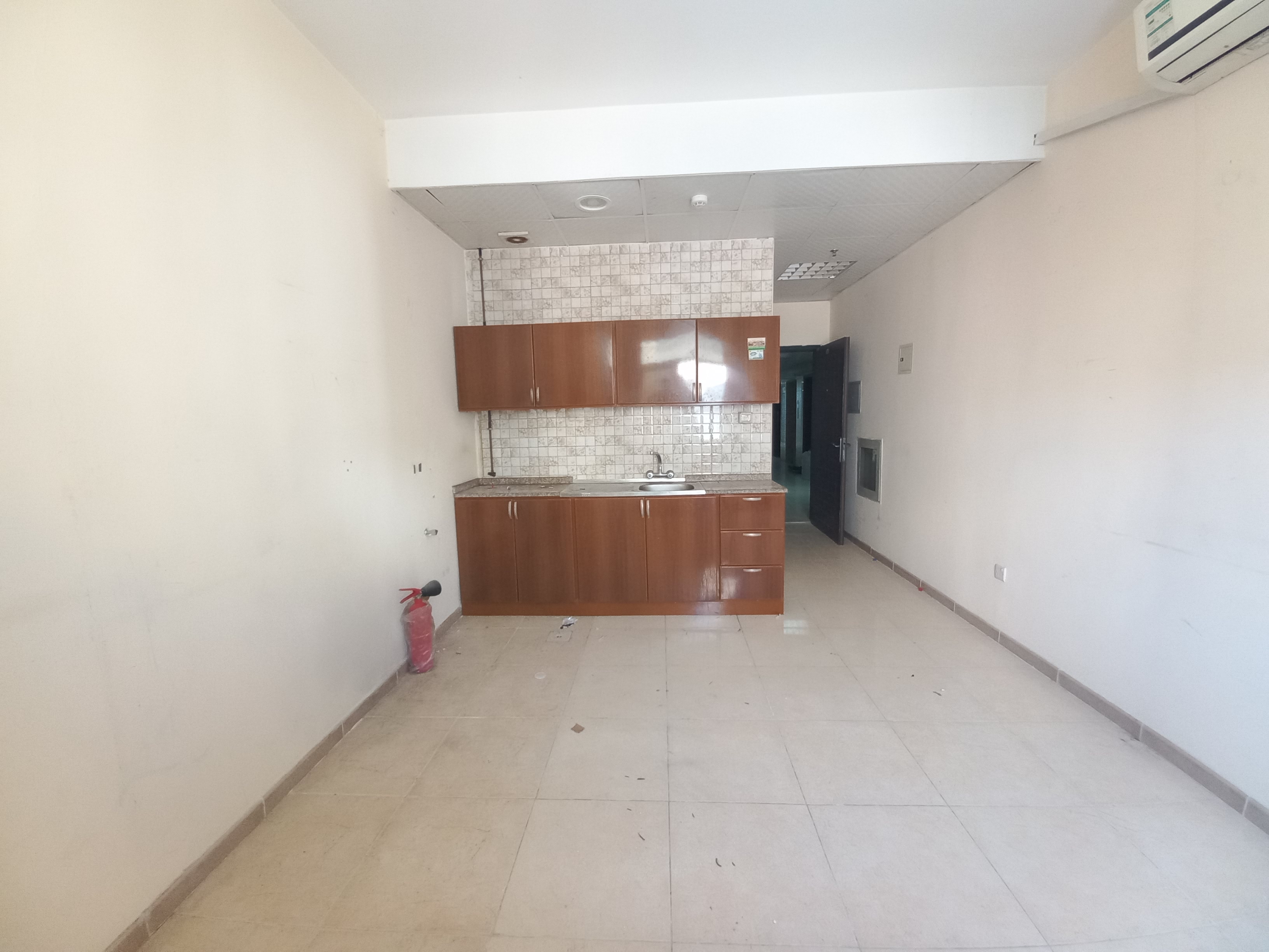 Family Studio Apartment only 21k Near to lulu mall in Muwalieh