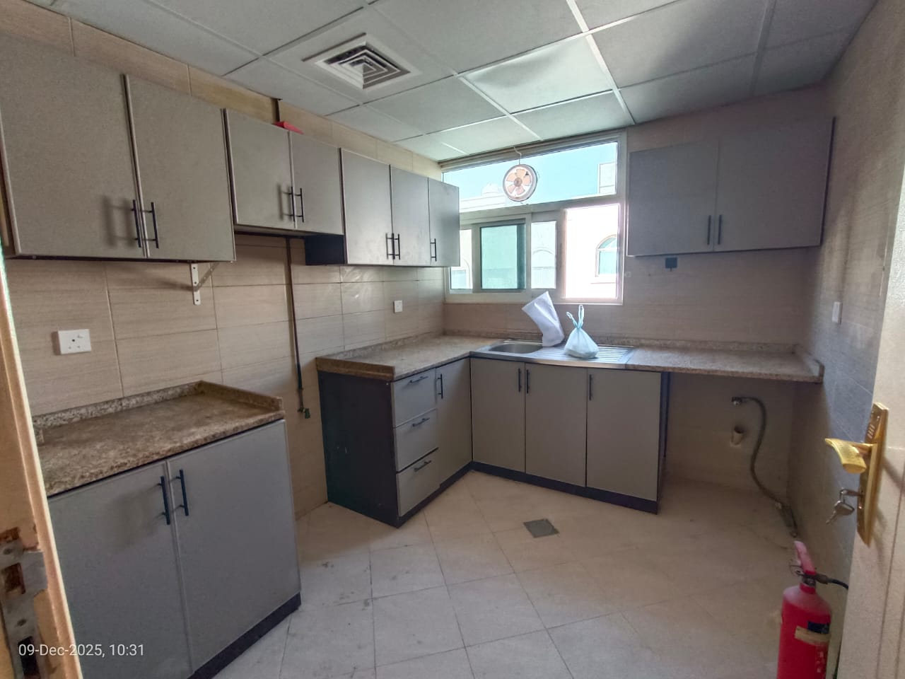 Like Brand new apartment 1bhk only 34k in Muwalieh Area