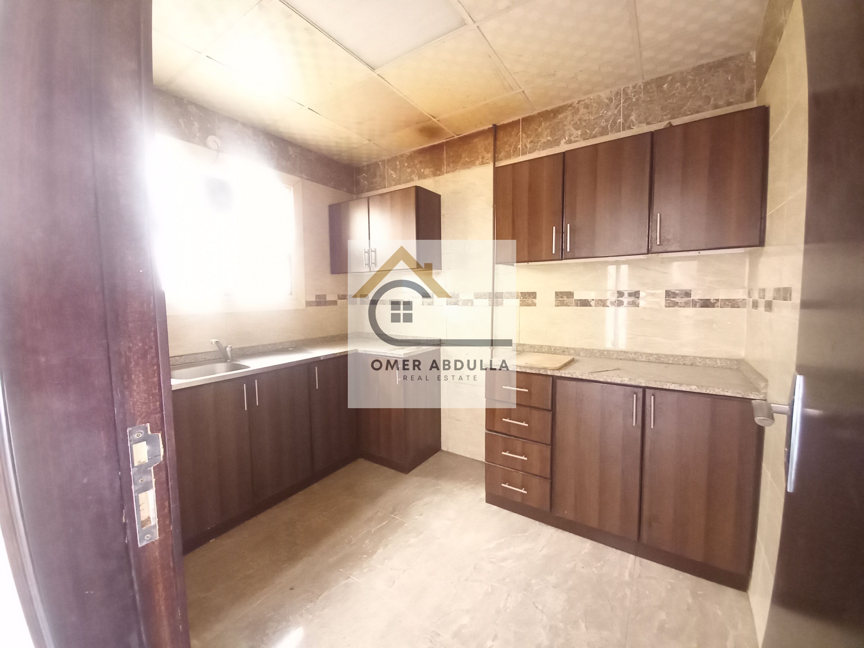 Family 1Bhk Apartment Only 35k with Balcony No Deposit Cash in Muwalieh Commercial