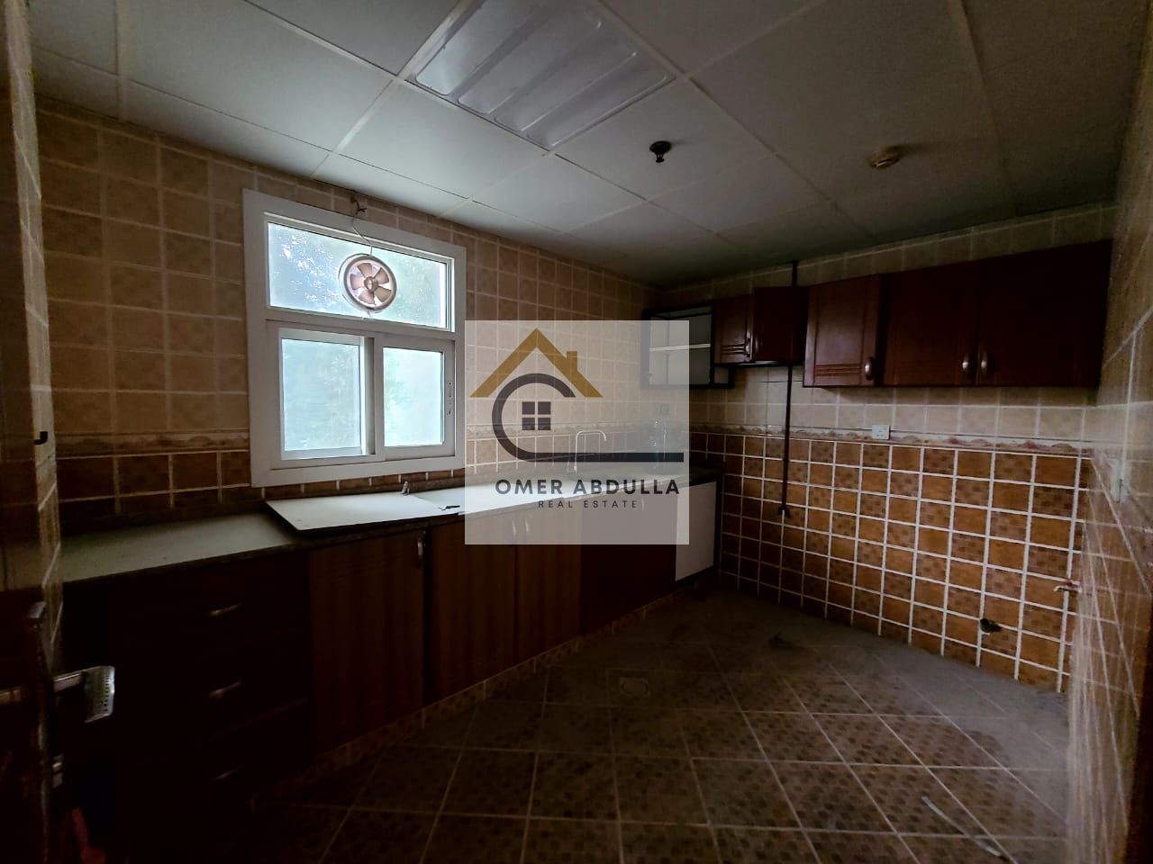 Bachelors 1Bhk Apartment only 35k in Muwalieh Area