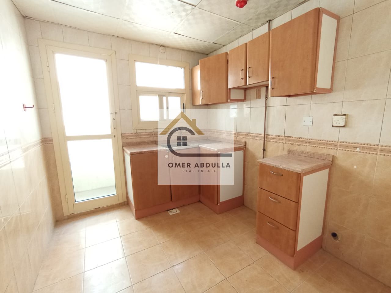 Family 1Bhk Apartment Only 30k with Balcony in Muwalieh Area