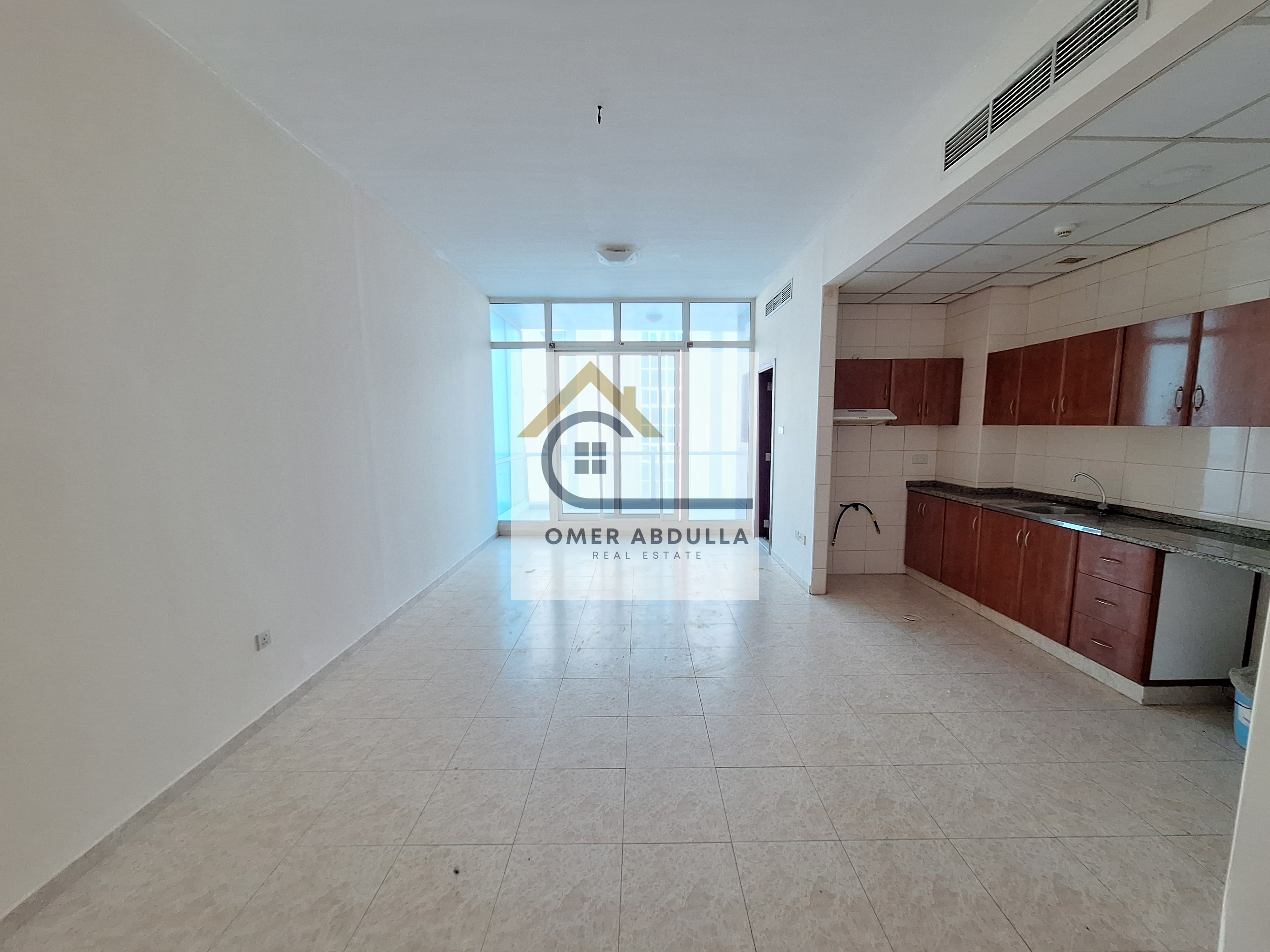 HOT OFFER AVAILABLE SPACIOUS STUDIO APARTMENT WITH BALCONY