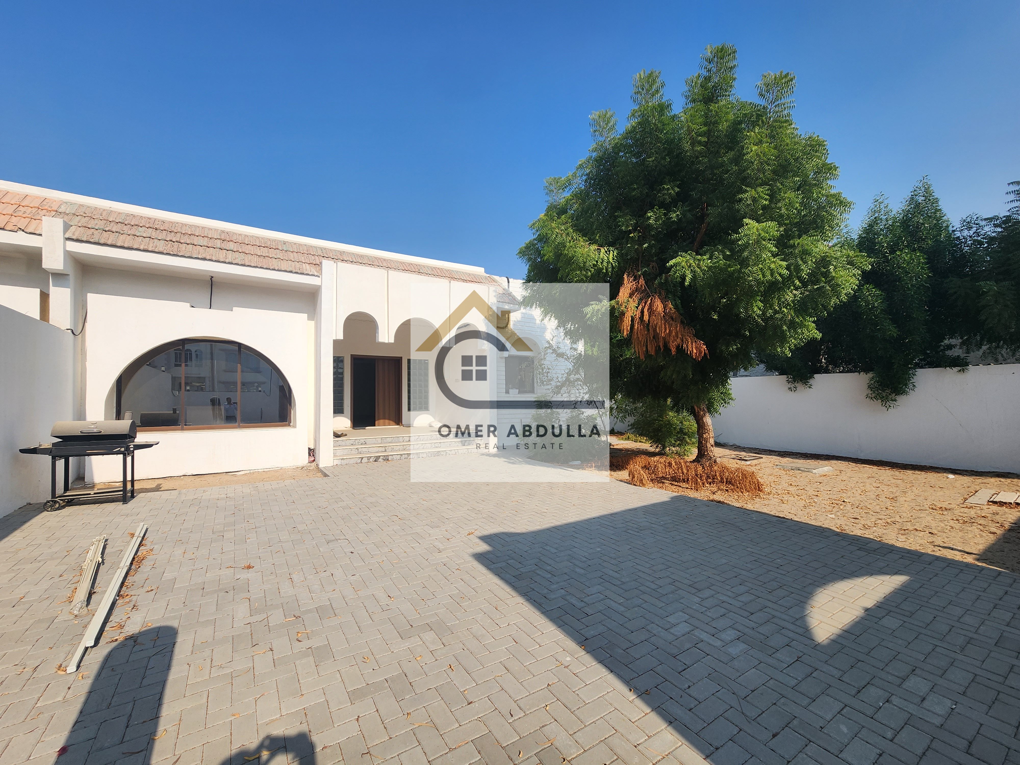 Limited time Offer | prime Location | 3Br-Villa with 3 Bath -Big Garden | Majlis-Hal - Only in 95k Al Flaj Sharjah