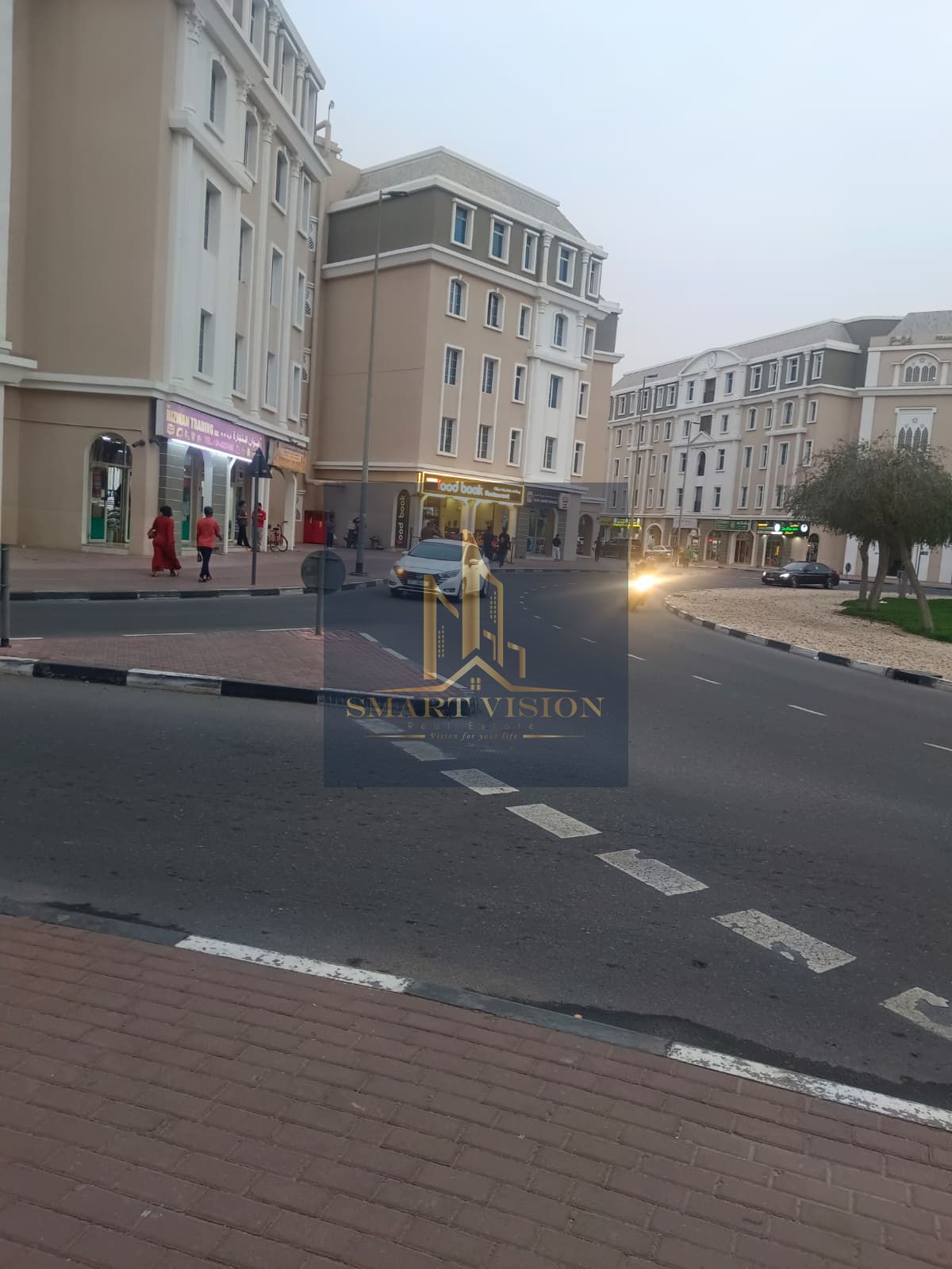 P France CLUSTER | Family Building | Rented | Sale